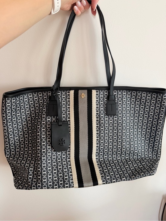 Tory Burch Handbags - Tory Burch Navy Blue & White Logo Stripe Tote